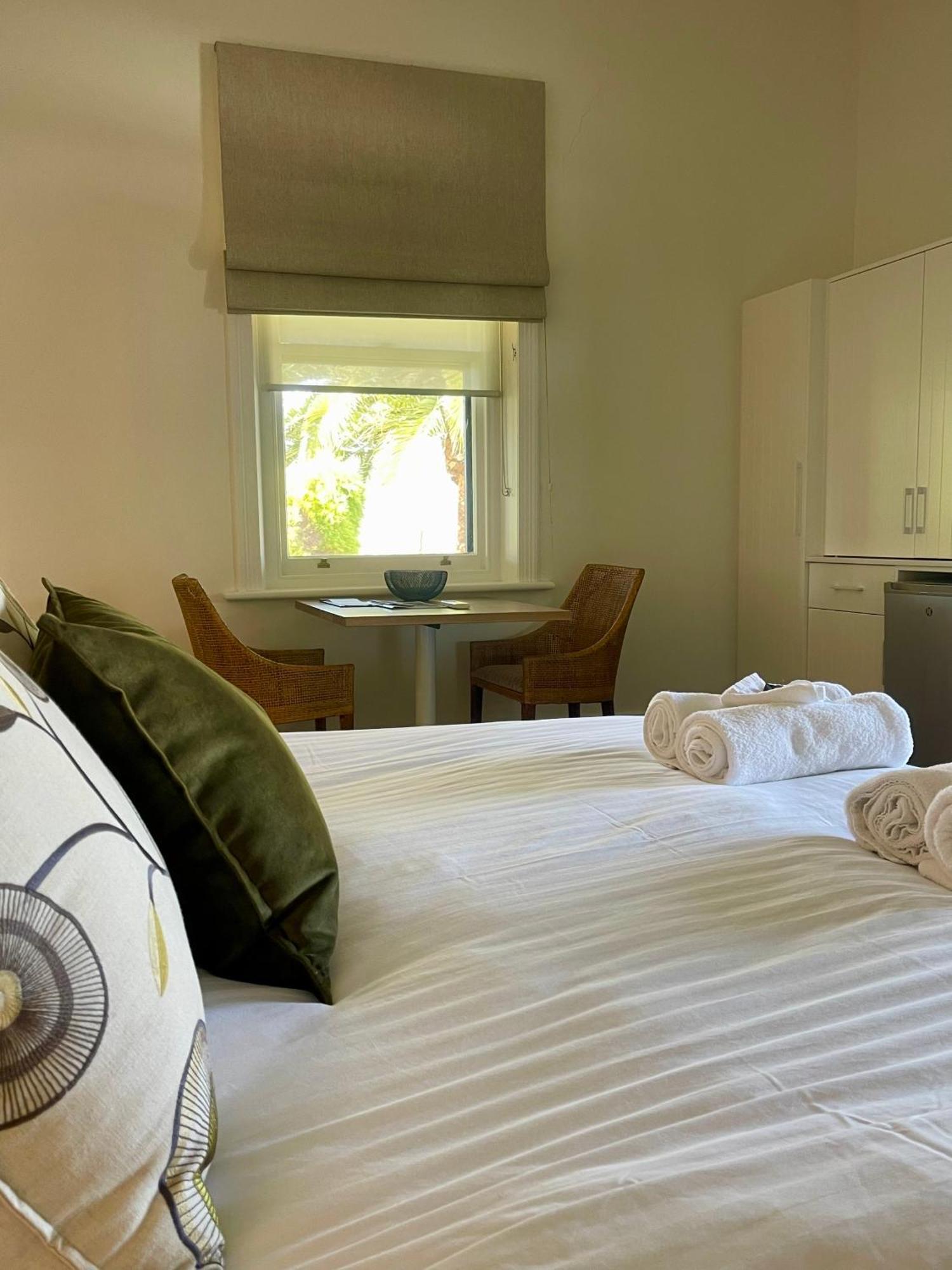 Bed and Breakfast Pirathon Country Estate Танунда Экстерьер фото
