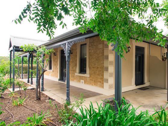 Bed and Breakfast Pirathon Country Estate Танунда Экстерьер фото